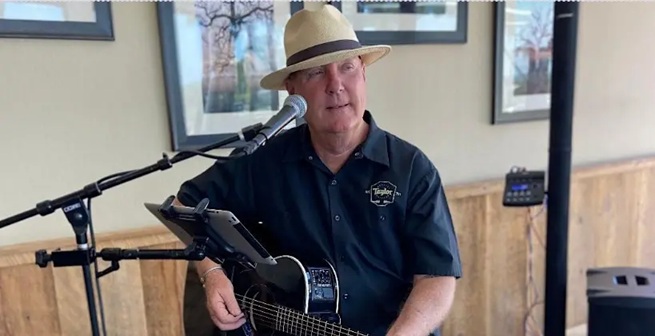 Lee Beauchamp Live at Singing Water Vineyards