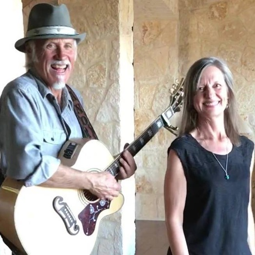 The Limestoners at Tailchasers Patio + Pub